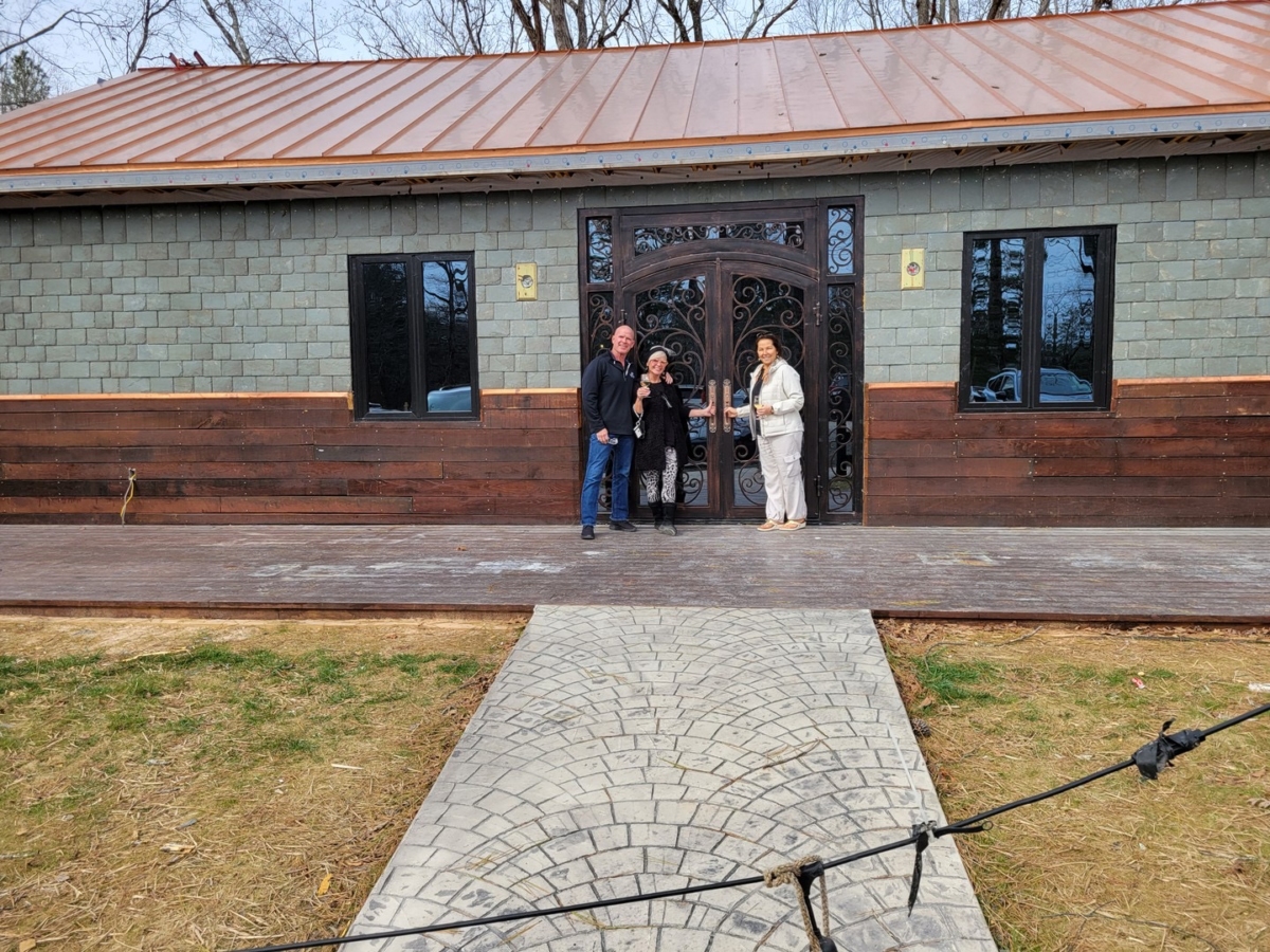 Tipz Zinc House Winery & Brewery